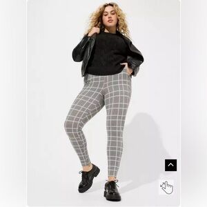 Torrid Full-Length Pocket Legging, Cece Plaid, Size 2 (2X 18-20), Gently Used